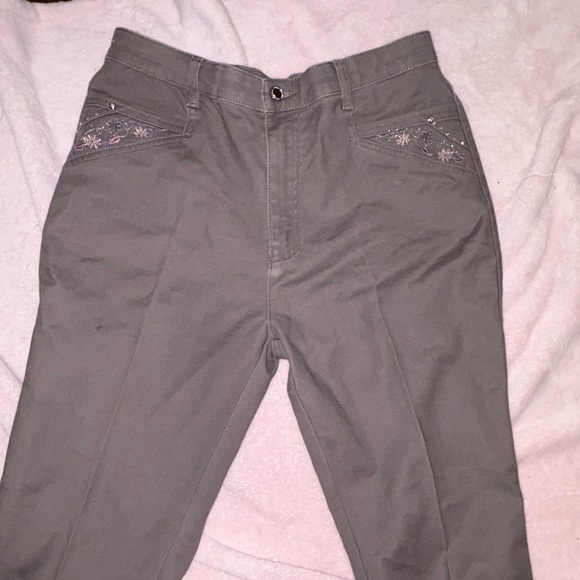 grey vintage japanese pants (embroidered flowers) - Picture 4 of 5